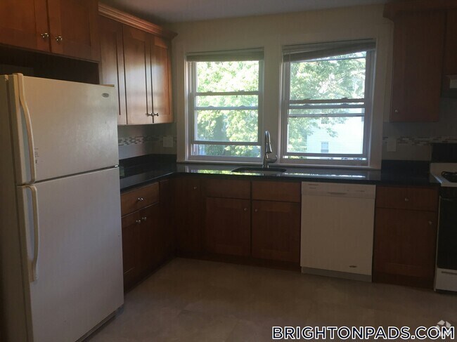 Building Photo - 32 Newcastle Rd Rental