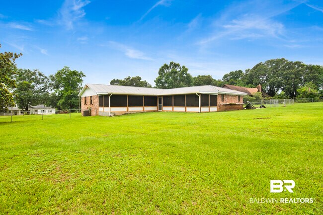 11525 Brenda Rd