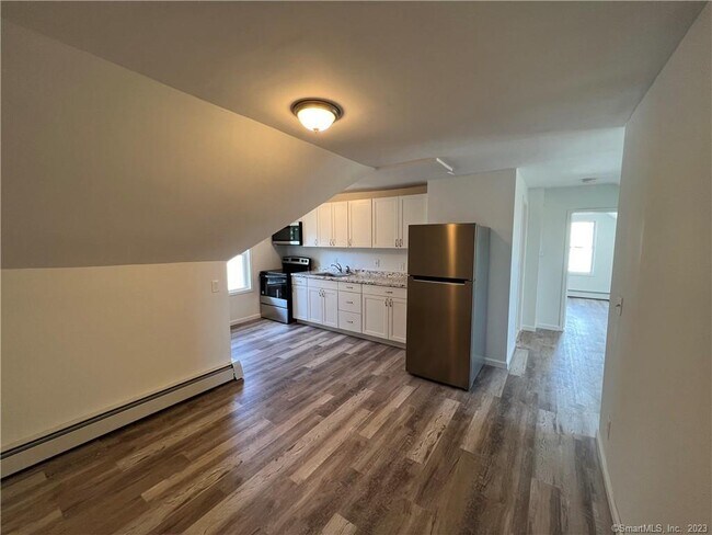 Photo - 15 Seymour St Unit 3rd floor