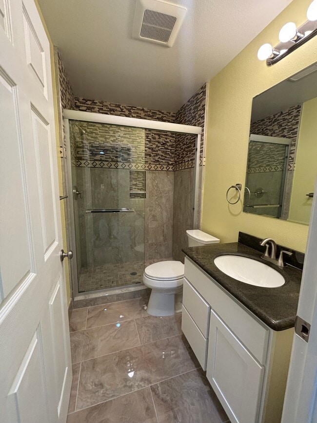 Photo - 249 Lakeview Rd