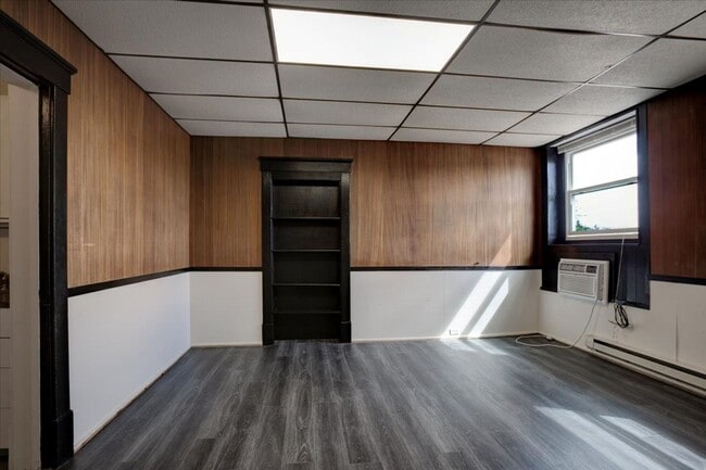 Photo - 1-Bedroom 1-Bathroom / Apartment Unit 2