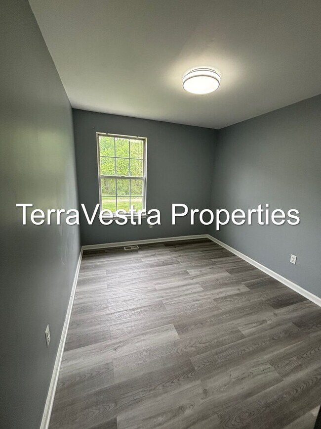 Photo - 3 Bed in Pine Hill! Eligible for $500 Security Deposit.