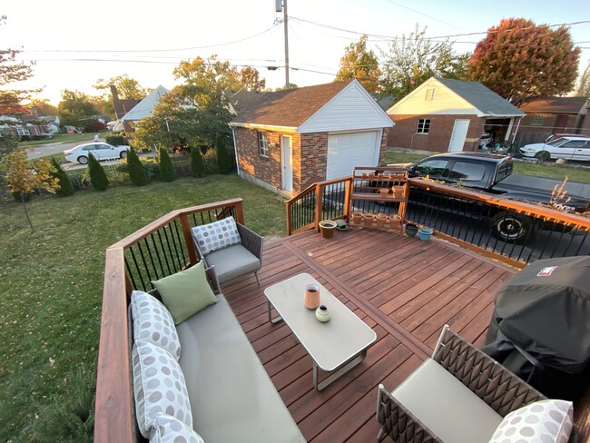 Rear Deck