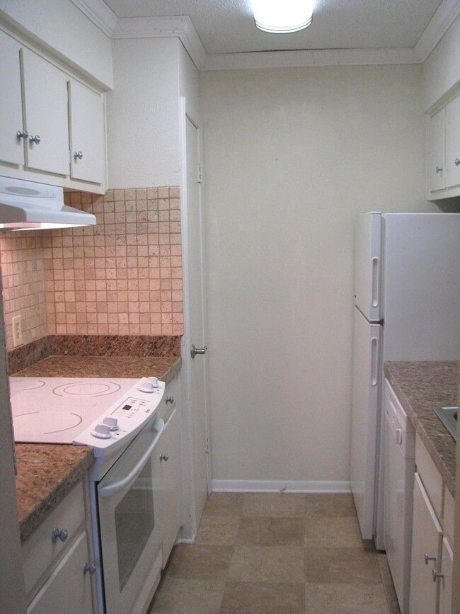 Photo - 8277 Kingsbrook Rd Unidad 153