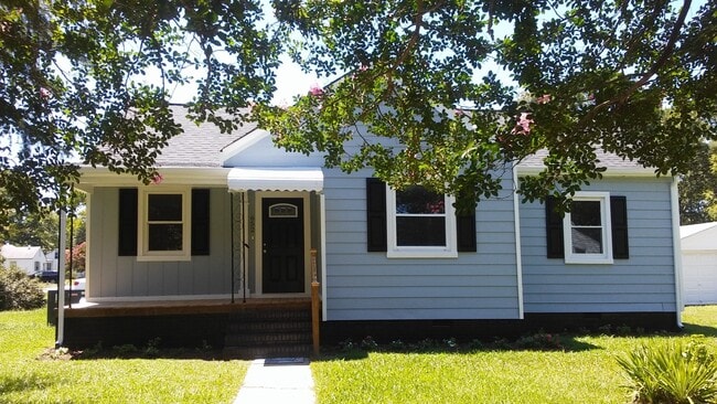 Building Photo - 652 Ellen Rd Rental
