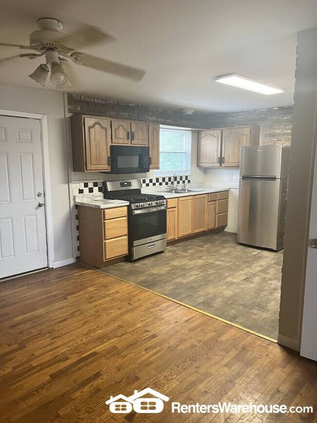 Photo - 3 Bedroom 2 Bathroom Home