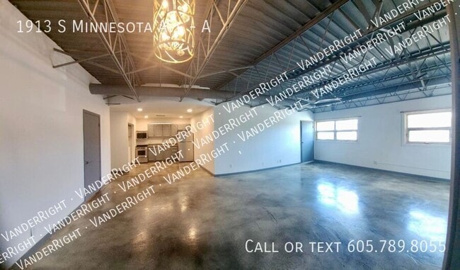 Photo - 1913 S Minnesota Ave Unidad A