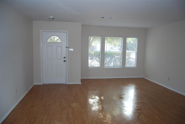 Photo - 306 Crossland Cove House