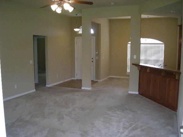 Photo - 833 SW 40th St