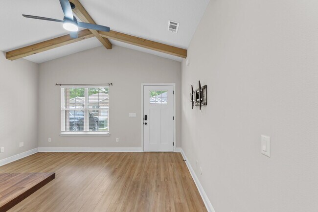 Photo - 8553 Sonnyboy Ln