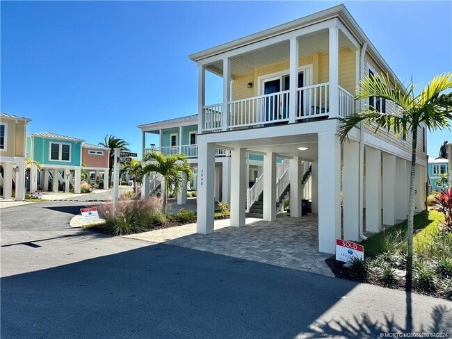 Photo - 2648 NE Pelican Wy