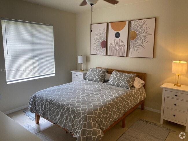 Building Photo - 6475 Emerald Dunes Dr Unit 301 Rental