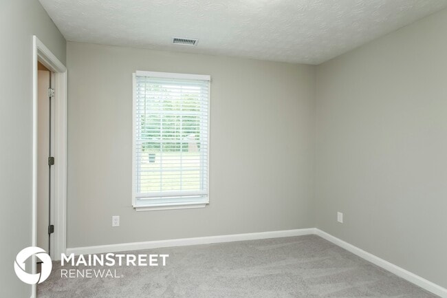 Photo - 536 Dove Way