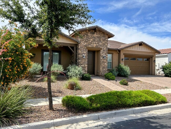 Photo - 1811 E Aster Pl