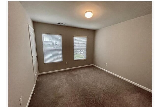 Photo - 219 Turner Ln