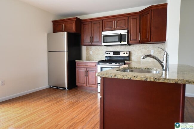 Photo - 7406 Allemaengel Rd