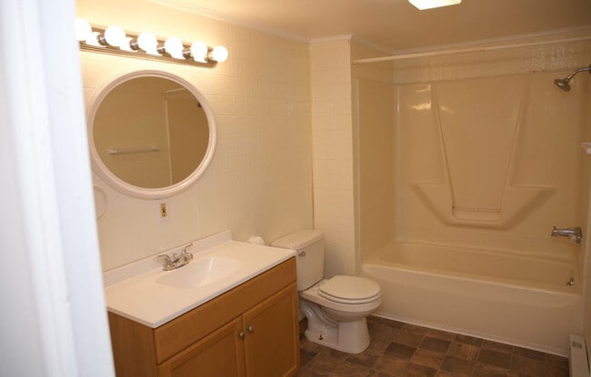 Photo - 44 Standish St