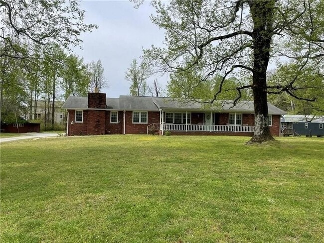 Photo - 3633 Loganville Hwy SW