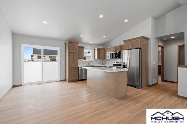 Photo - 1719 Sovereign Way