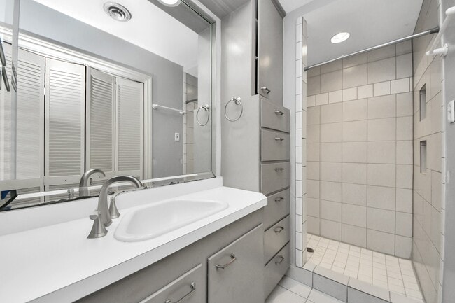 Photo - 10514 Haddington Dr