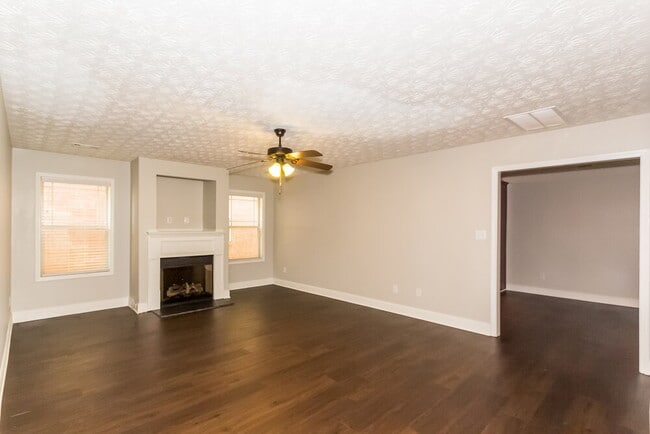 Photo - 117 Daisy Cir