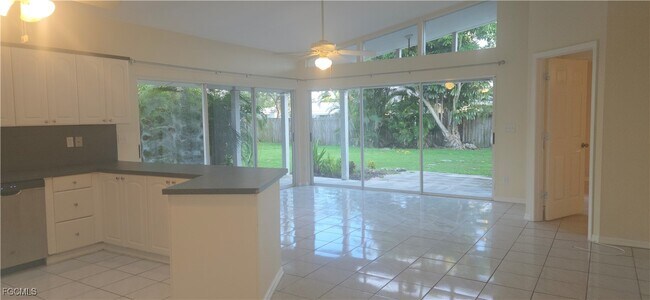 Photo - 526 102nd Ave N