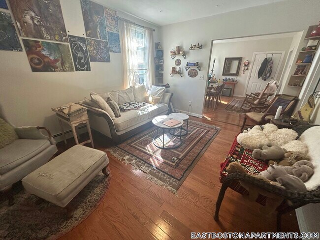 Photo - 75 Putnam St Apartamento Unidad 1