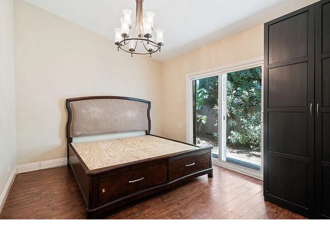 Photo - 24061 La Rosa Dr Casa