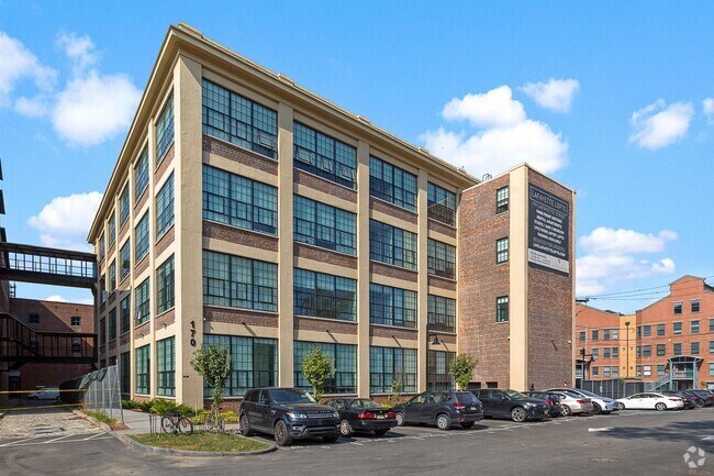 Building Photo - 170 Lafayette St Unit 3B Rental