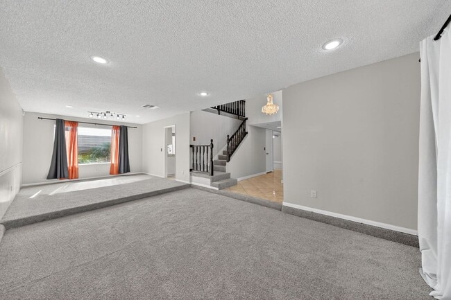 Photo - 389 Summer Creek Ct