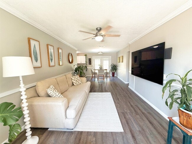 Photo - 307 Bellmar Ln