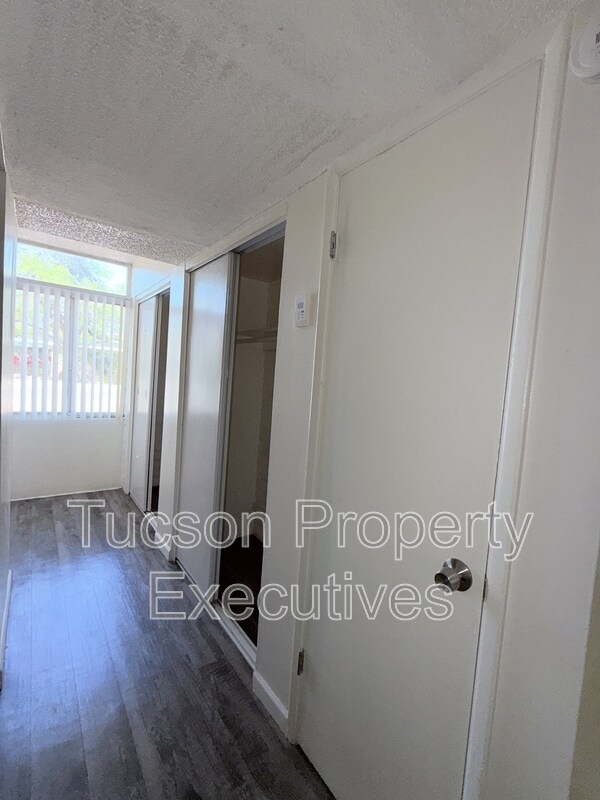 Photo - 20 N Leonora Ave