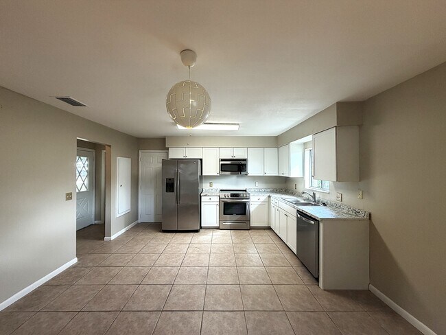 Photo - 232 Babson Dr