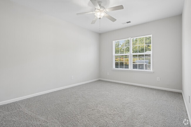 3BR, 2BA - 1,275SF - Primary Bedroom