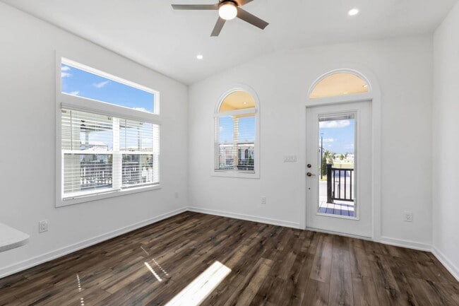 Photo - 6165 Talon Bay Dr