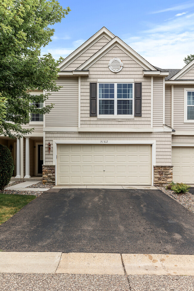 Photo - 5162 Farnham Dr N Townhome