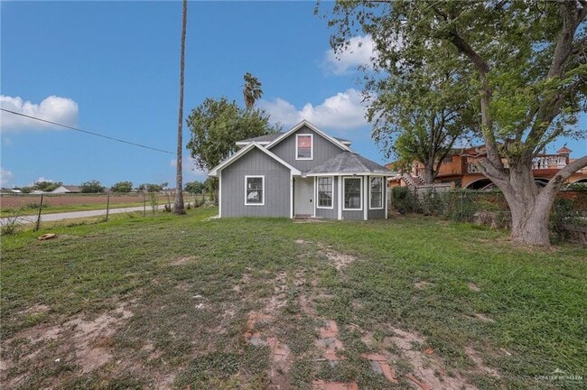 810 Catarina St