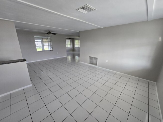 Photo - 3614 Harvard Dr