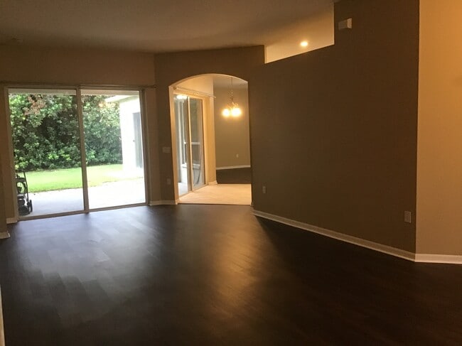 Photo - 16150 Bridgepark Dr
