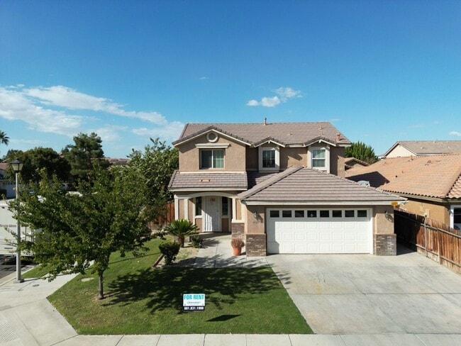 Building Photo - Charming 4-Bedroom, 3-Bathroom Home in Silver Creek