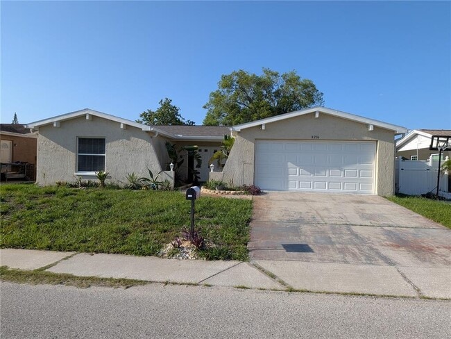 Building Photo - 8206 Dedham Dr