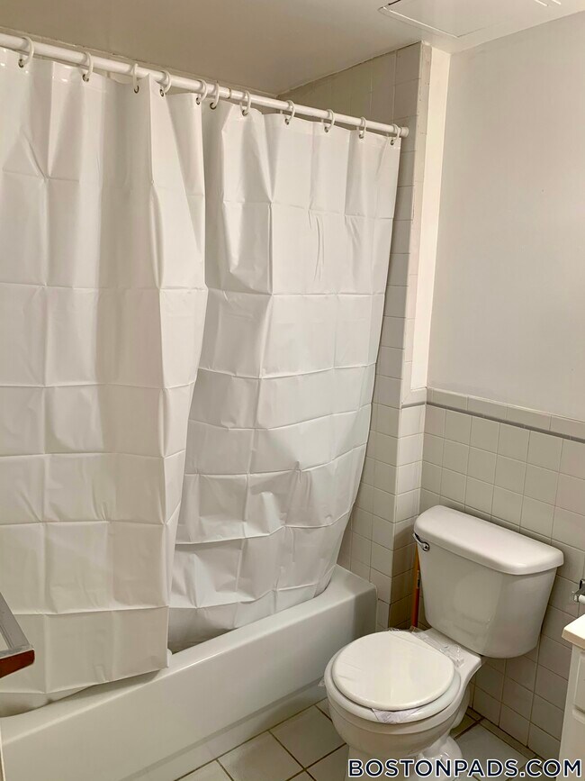 108 Jersey St Unit D