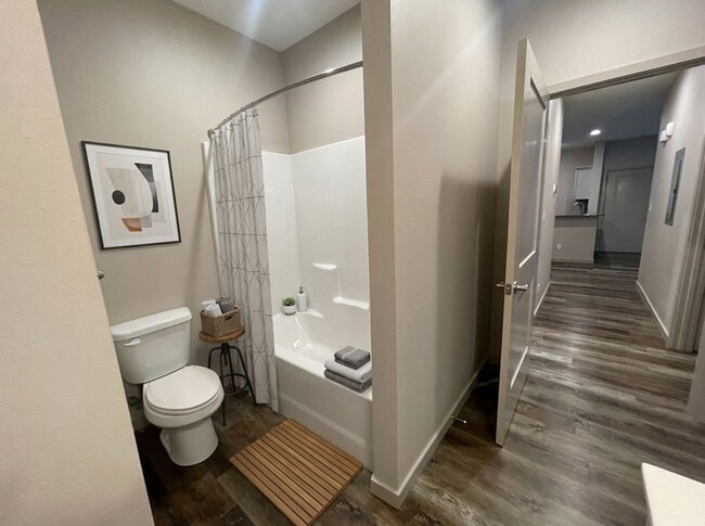 Photo - 2 Bedroom 2 Bath Garden Level Lakeside Apartment for rent in  Branson, MO - Offering Flexible Lea... Unit 134