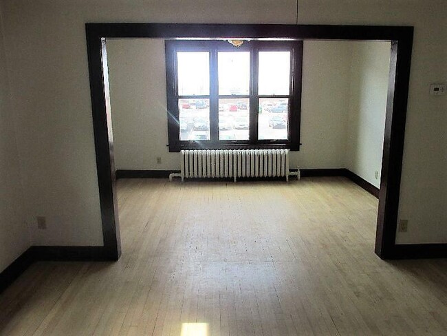 Photo - 5118 S Packard Ave Apartment