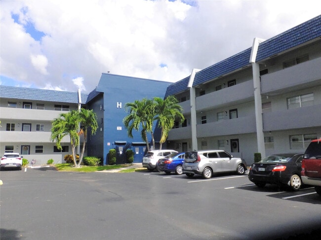 Photo - 7807 Golf Cir Dr Unit 306