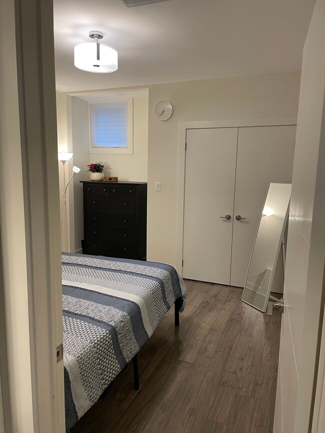 Photo - 271 Glebemount Av