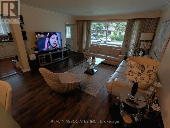 Photo - 69 Cornerbrook Dr