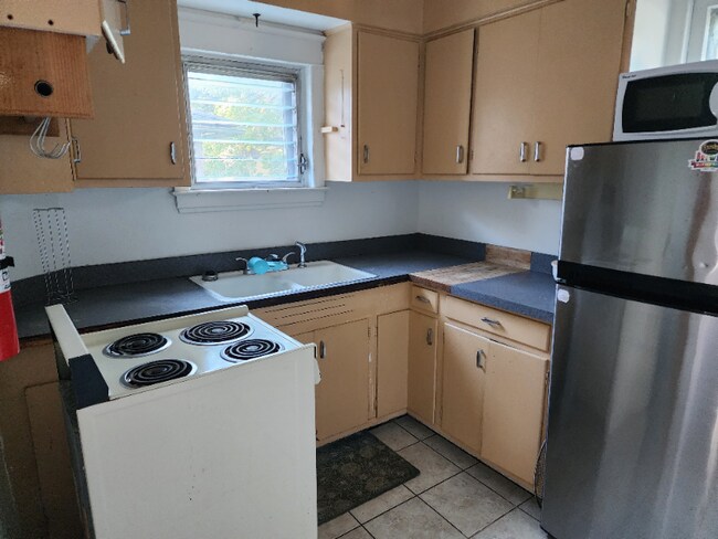 Photo - 720 N Park St Unidad 3