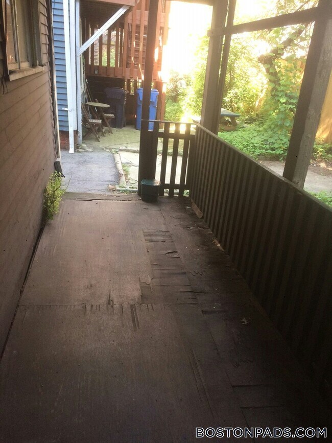 Photo - 193 Mt Auburn St Unit 3