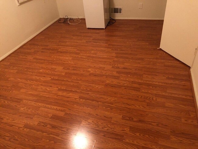 Photo - 9083 Meadow Heights Rd